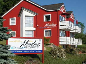 Exclusive apartment with panoramic lake view